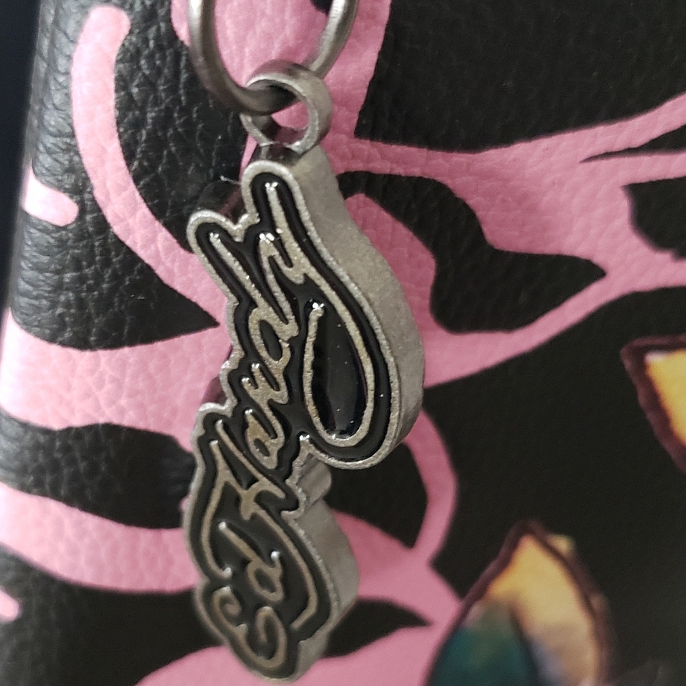 Ed Hardy Black and Pink Floral Shoulder Bag - Picture 3 of 10
